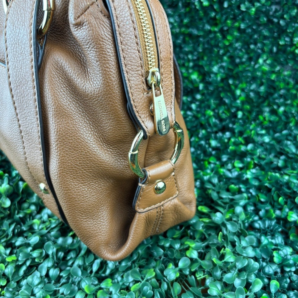 MICHAEL KORS FULTON SHOULDER BAG CAMEL BROWN COLOR - Picture 3 of 11